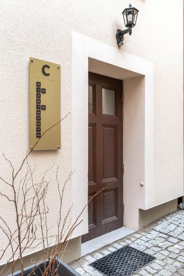 Golden Circles Apartment *